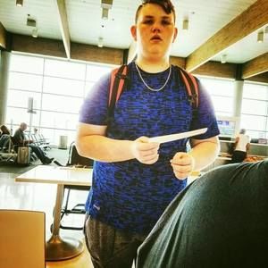 Meet your Posher, Logan